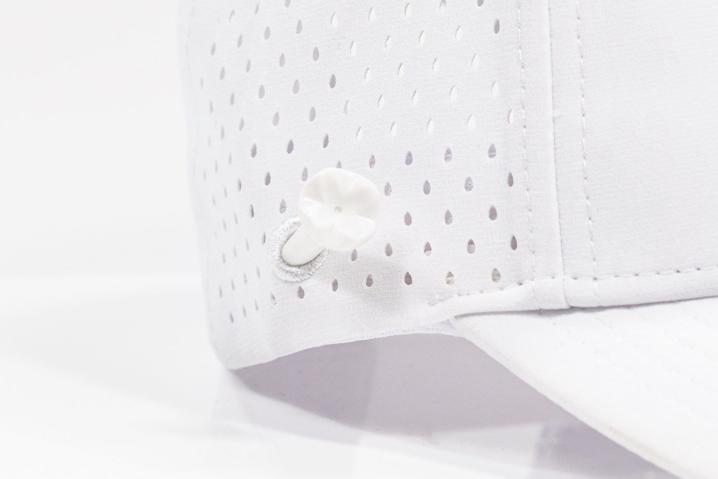 Tee Titan Elevated Hat -Golf Cap for Summer - Lightweight, Breathable, Moisture-Resistant, Flexible Fit, Minimalist Design